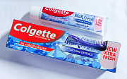 Зубная паста с щеткой COLGETTE Max Fresh with cooling crystals cool mint 130гр